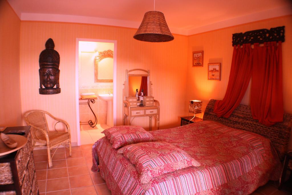 Hôtel Mas de Courreges à Saint-Hippolyte-du-Fort Chambre photo